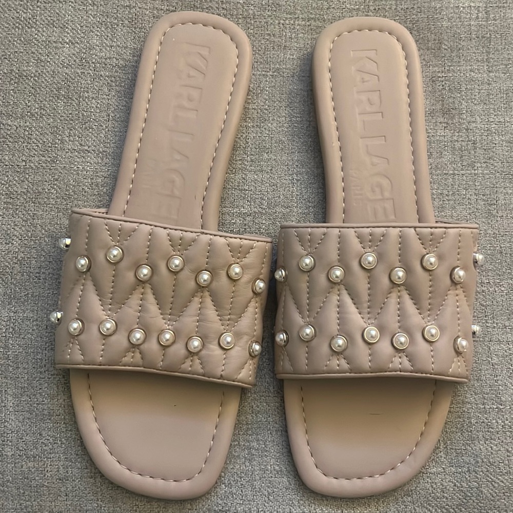 Karl Lagerfeld Size 9 mauve Pearl sandals
